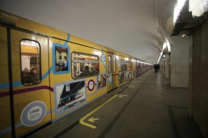 По Кольцевой линии метро проедет праздничный поезд