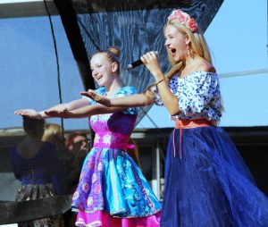 Подростки Красносельского района выступят на День города