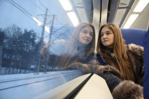 обычным электричкам скоростные пригородные поезда предпочли 90 процентов горожан. Фото: «Вечерняя Москва»