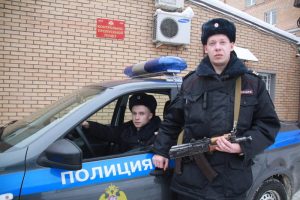 Около тысячи сотрудников полиции обеспечат безопасность горожан на Масленичных мероприятиях. Фото: Павел Волков, «Вечерняя Москва»