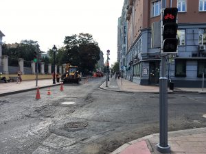 Ямочный ремонт дорог прошел по двум адресам района. Фото: Анна Быкова