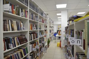 Более половины столичных библиотек подключили к бесплатному Wi-Fi. Фото: Анна Быкова