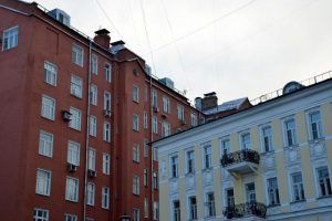 Жилой дом советской эпохи отремонтируют в районе. Фото: Анна Быкова