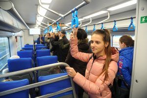 Поток пассажиров поездов на МЦК в январе увеличился на десять процентов. Фото: Светлана Колоскова, «Вечерняя Москва»