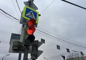 Светофоры на переходах Москвы заработали по-новому. Фото: Анна Быкова