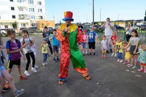 Сотрудники районного колледжа провели мероприятие для детей. Фото: Анна Быкова