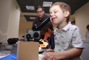 Воспитанники центра «Красносельский» посетили музей. Фото: Наталия Нечаева, «Вечерняя Москва»