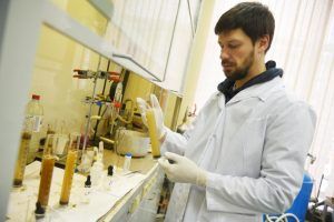 За неделю лаборатории Москвы сделают 13 тыс анализов на коронавирус. Фото: архив, «Вечерняя Москва»