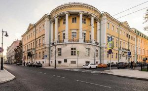 Капитальный ремонт ждет Российскую академию живописи Ильи Глазунова. Фото: сайт мэра Москвы