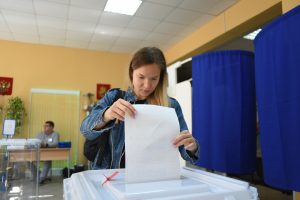 Жители смогут проголосовать онлайн на дополнительных выборах. Фото: Пелагия Замятина «Вечерняя Москва»