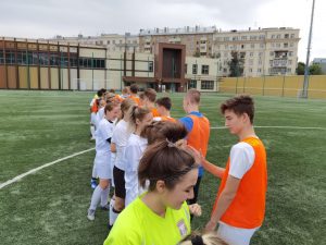Женская команда «Сокол» сыграла с командой «Сокол u-16». Фото предоставили представители спортивной школы
