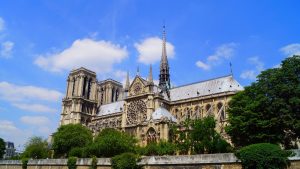 Экскурсию по церквям Парижа проведут представители библиотеки №7. Фото: pixabay.com