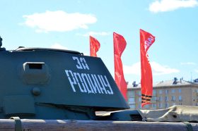 Акция «Есть такая профессия – родину защищать!» проходит в Москве. Фото: Анна Быкова, «Вечерняя Москва»