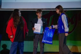 Ученика школы №1500 «Пушкинской школы» наградили за активное участие в «Движение первых». Фото: страница школы №1500 в социальных сетях