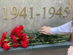 Студенты КТМ почтили память героев Великой Отечественной войны. Фото: официальная страница КТМ в социальных сетях