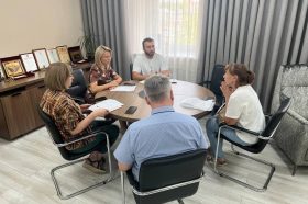 Прием жителей прошел в управе Красносельского района. Фото: официальная страница управы Красносельского района в социальных сетях