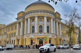 Студентка Института математики и информатики МПГУ заняла призовое место в конкурсе «Эвристика и дидактика математики». Фото: Анна Быкова, «Вечерняя Москва»