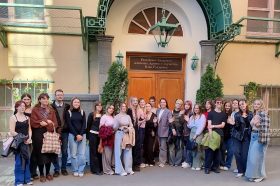 Делегация из Пензенского художественного училища посетила РАЖВиЗ Ильи Глазунова. Фото: официальная страница РАЖВиЗ Ильи Глаунова в социальных сетях