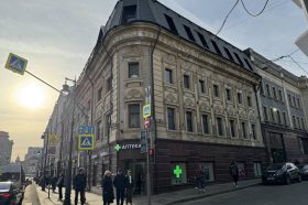 Административное здание в Красносельском районе украсят подсветкой. Фото: архив, «Вечерняя Москва»