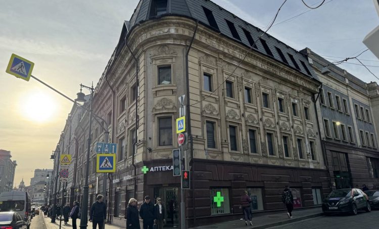 Административное здание в Красносельском районе украсят подсветкой. Фото: архив, «Вечерняя Москва»