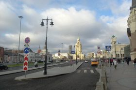 Специалисты НИИ «МосТрансПроект» помогли в обновлении площади Трех вокзалов. Фото: Оксана Петросян, «Вечерняя Москва»