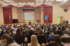Мероприятие о технике безопаности провели в школе №1284. Фото: страница школы №1284 в социальных сетях.