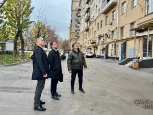 Завершились работы по ремонту здания в неоклассицизме в Красносельском районе. Фото: страница управы Красносельского района в социальных сетях.