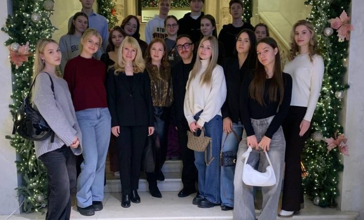 Студенты Университета Правительства Москвы посетили Театр на Трубной. Фото: страница Университета Правительства Москвы в социальных сетях